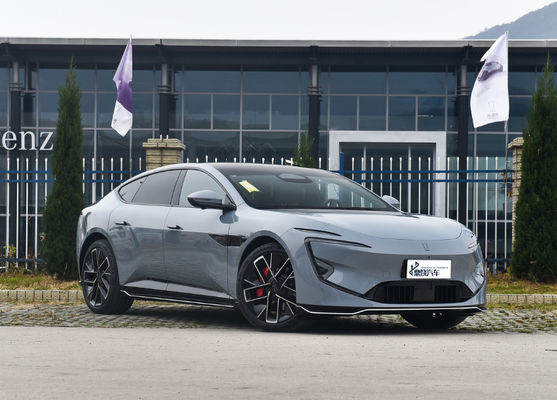 Stylish New Energy Avatr Electric 0.33h Charging Avatr 12 Luxury 5 Seat Sedan EV Car