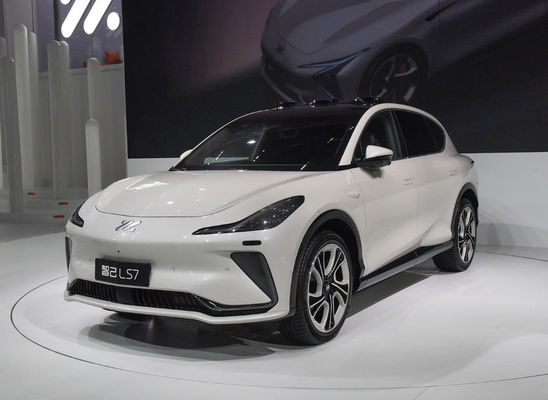 High Quality Automobile IM Electric Car IM LS7 250Kw 340Ps Customized Electric Car