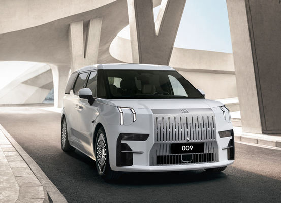 2025 OEM Export Luxury Chinese Comfortable Zeekr 009 Pure New Energy MPV Car