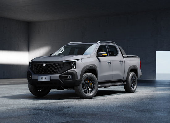 Competitive Good Condition Large Space High Speed Pickup Truck Electric Vehicle New Energy Hybrid EV New Car
